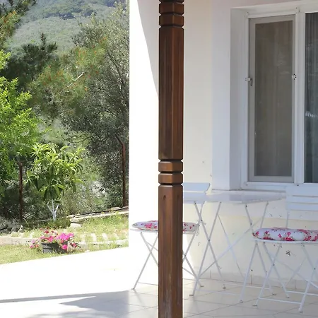 Sari Konak Butik Apartahotel Edremit (Balikesir)